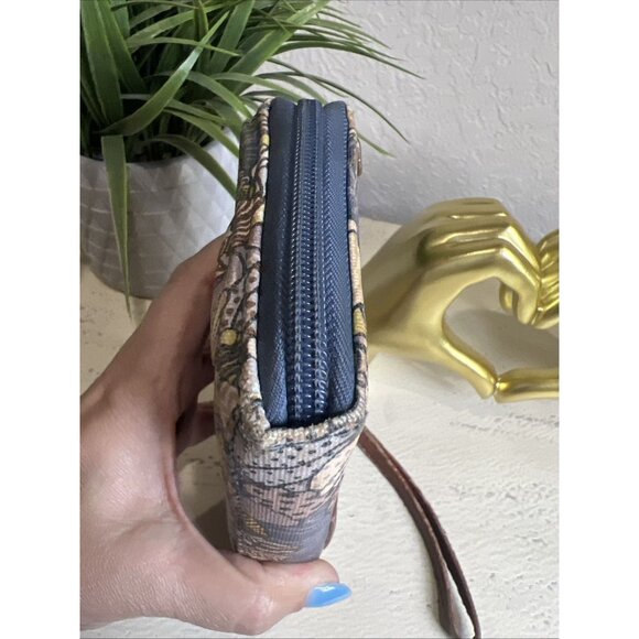 Sakroots Large Smartphone Wristlet Shadow Flower Power Wallet - Picture 12 of 15